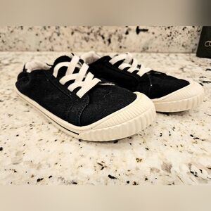 Wonder Nation Black Kids Scrunch Back Sneakers, Size 3